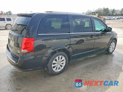 Trzecie zdjęcie samochodu z tyłu: 2019 DODGE GRAND CARAVAN SXT VIN:2C4RDGCG4KR802296 - miniatura
