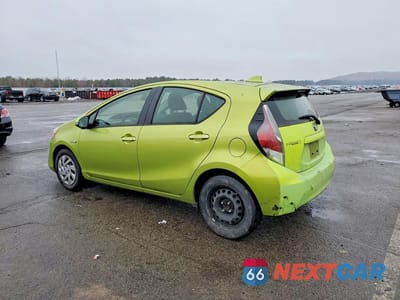 Drugie zdjęcie samochodu z przodu: 2015 TOYOTA PRIUS C VIN:JTDKDTB31F1105056 - miniatura