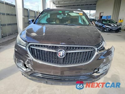 Piąte zdjęcie samochodu w środku: 2018 BUICK ENCLAVE ESSENCE VIN:5GAERBKW1JJ217319 - miniatura