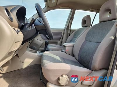 Zdjęcie 7 z 12 samochodu: 2003 TOYOTA RAV4 VIN:JTEHH20V136088590 - miniatura