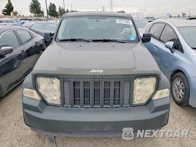 Piąte zdjęcie samochodu w środku: 2011 JEEP LIBERTY SPORT VIN:1J4PN2GK1BW503551 - miniatura