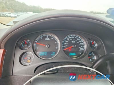 Zdjęcie 9 z 13 samochodu: 2009 GMC YUKON VIN:1GKFK16Y59R147628 - miniatura