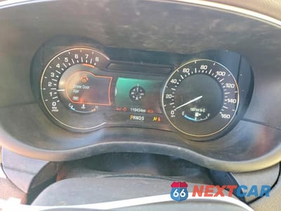 Zdjęcie 9 z 12 samochodu: 2015 LINCOLN MKC VIN:5LMCJ1A93FUJ24755 - miniatura