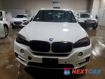 Piąte zdjęcie samochodu w środku: 2018 BMW X5 XDRIVE35I VIN:5UXKR0C59J0X85611 - miniatura