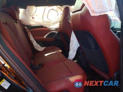 Zdjęcie 10 z 12 samochodu: 2025 AUDI SQ5 PRESTIGE VIN:WA135AGU4S2078506 - miniatura