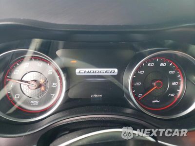Zdjęcie 9 z 11 samochodu: 2020 DODGE CHARGER SXT VIN:2C3CDXBG6LH126971 - miniatura