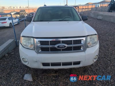 Piąte zdjęcie samochodu w środku: 2012 FORD ESCAPE XLT VIN:1FMCU9DG5CKB54575 - miniatura