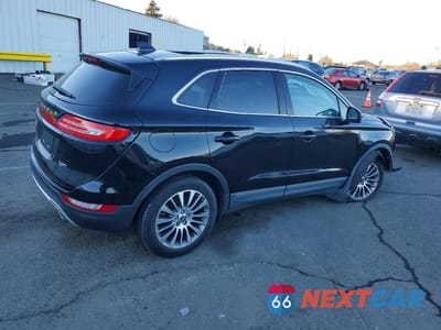 Trzecie zdjęcie samochodu z tyłu: 2017 LINCOLN MKC RESERVE VIN:5LMCJ3C91HUL07499 - miniatura