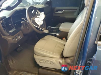 Zdjęcie 7 z 11 samochodu: 2024 GMC SIERRA K1500 SLT VIN:1GTUUDE86RZ281578 - miniatura