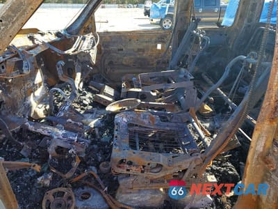 Zdjęcie 7 z 11 samochodu: 2007 CHEVROLET SILVERADO 3500 4X4 L VIN:1GCJK39D67E158426 - miniatura