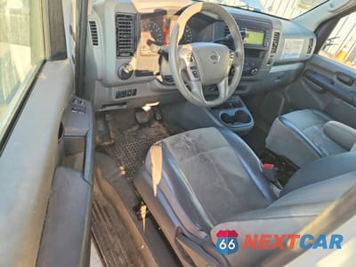 Zdjęcie 8 z 14 samochodu: 2020 NISSAN NV 1500 DELIVERY VAN VIN:1N6BF0KM6LN802354 - miniatura