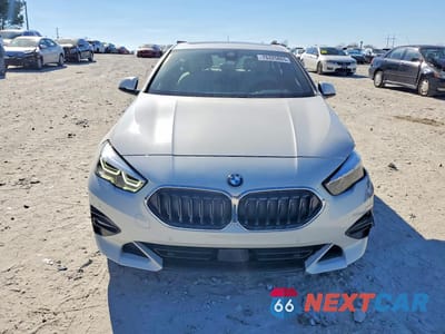 Piąte zdjęcie samochodu w środku: 2021 BMW 228XI VIN:WBA73AK00M7G50467 - miniatura