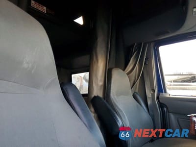 Zdjęcie 6 z 10 samochodu: 2018 INTERNATIONAL LT625 SEMI TRUCK VIN:3HSDZAPR5JN370961 - miniatura