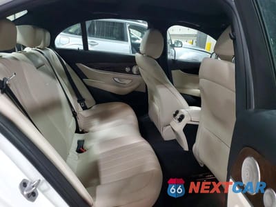 Zdjęcie 10 z 12 samochodu: 2023 MERCEDES-BENZ E 350 4MATIC VIN:W1KZF8EB6PB182919 - miniatura