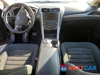 Zdjęcie 8 z 11 samochodu: 2019 FORD FUSION SE VIN:3FA6P0HD1KR280596 - miniatura