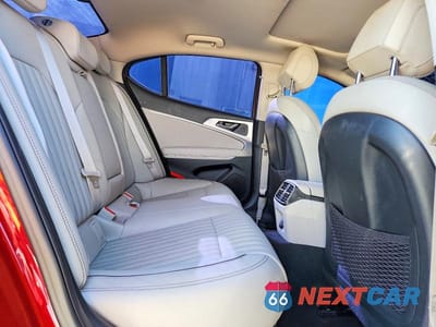 Zdjęcie 10 z 11 samochodu: 2019 GENESIS G70 VIN:KMTG74LE9KU034556 - miniatura