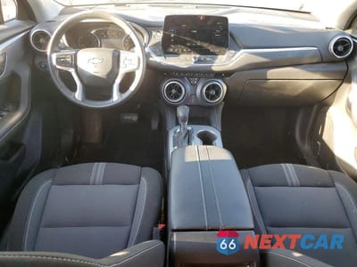 Zdjęcie 8 z 12 samochodu: 2024 CHEVROLET BLAZER 2LT VIN:3GNKBCR42RS285792 - miniatura