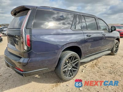 Trzecie zdjęcie samochodu z tyłu: 2022 CADILLAC ESCALADE ESV SPORT VIN:1GYS4NKL1NR346962 - miniatura