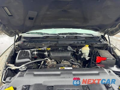 Zdjęcie 7 z 11 samochodu: 2013 RAM 1500 SLT VIN:1CGRR7GPXDS659424 - miniatura
