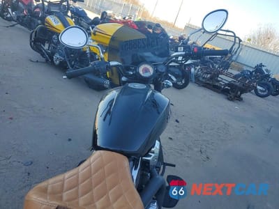 Zdjęcie 6 z 9 samochodu: 2019 INDIAN MOTORCYCLE CO. SCOUT VIN:56KMSB000K3145283 - miniatura