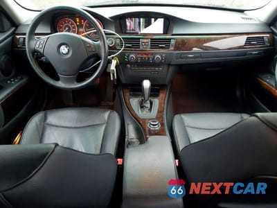 Zdjęcie 8 z 12 samochodu: 2011 BMW 328 I VIN:WBAPH7C50BE678564 - miniatura