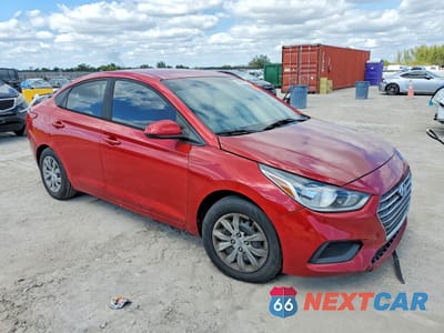 Czwarte zdjęcie samochodu z boku: 2019 HYUNDAI ACCENT SE VIN:3KPC24A39KE072977 - miniatura