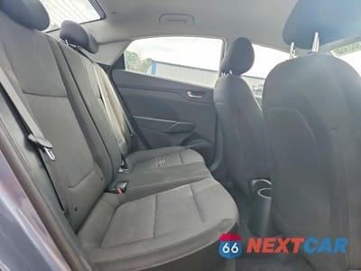 Zdjęcie 10 z 13 samochodu: 2019 HYUNDAI ACCENT SE VIN:3KPC24A35KE083717 - miniatura