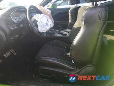 Zdjęcie 7 z 11 samochodu: 2015 DODGE CHALLENGER SXT PLUS VIN:2C3CDZBT8FH794140 - miniatura