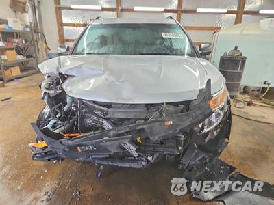 Piąte zdjęcie samochodu w środku: 2015 FORD EXPLORER VIN:1FM5K7B87FGA52328 - miniatura