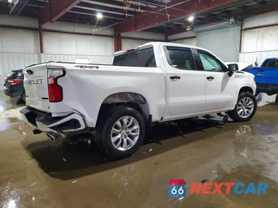 Trzecie zdjęcie samochodu z tyłu: 2019 CHEVROLET SILVERADO K1500 CUSTOM VIN:3GCUYBEF1KG102859 - miniatura