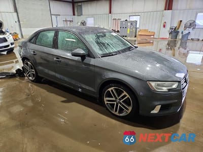 Czwarte zdjęcie samochodu z boku: 2017 AUDI A3 PREMIUM VIN:WAUB8GFF6H1007379 - miniatura