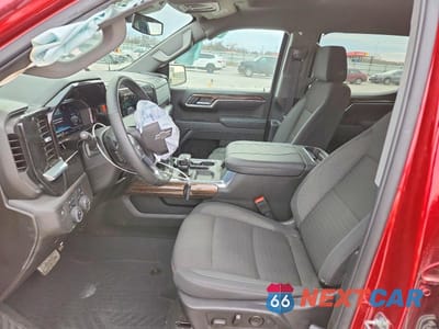 Zdjęcie 7 z 11 samochodu: 2025 CHEVROLET SILVERADO K1500 RST VIN:1GCUKEEDXSZ225366 - miniatura