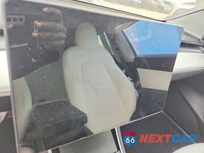 Zdjęcie 9 z 12 samochodu: 2019 TESLA MODEL 3 VIN:5YJ3E1EA8KF324436 - miniatura