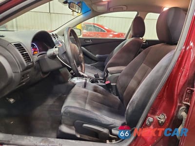 Zdjęcie 7 z 12 samochodu: 2010 NISSAN ALTIMA VIN:1N4AL2AP4AN526113 - miniatura