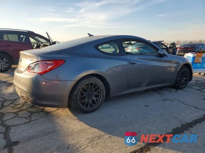 Trzecie zdjęcie samochodu z tyłu: 2011 HYUNDAI GENESIS COUPE 2.0T VIN:KMHHT6KD3BU056678 - miniatura