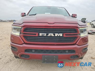 Piąte zdjęcie samochodu w środku: 2020 RAM 1500 LARAMIE VIN:1C6RREJM8LN204779 - miniatura