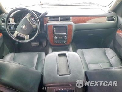 Zdjęcie 8 z 14 samochodu: 2013 CHEVROLET TAHOE C1500 LS VIN:1GNSCAE09DR365302 - miniatura
