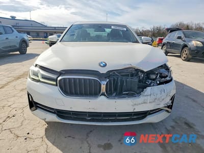 Piąte zdjęcie samochodu w środku: 2021 BMW 530 VIN:WBA53BH09MCF68877 - miniatura