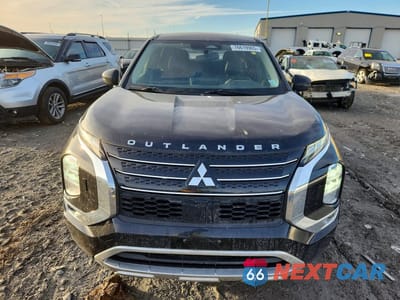 Piąte zdjęcie samochodu w środku: 2022 MITSUBISHI OUTLANDER SE VIN:JA4J4UA85NZ065668 - miniatura