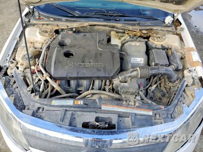Zdjęcie 11 z 12 samochodu: 2010 FORD FUSION HYBRID VIN:3FADP0L38AR331015 - miniatura