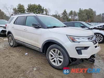 Czwarte zdjęcie samochodu z boku: 2018 FORD EXPLORER XLT VIN:1FM5K8D85JGB60281 - miniatura