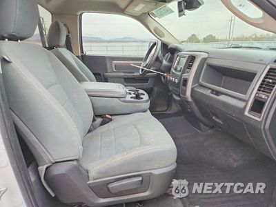Zdjęcie 10 z 11 samochodu: 2016 RAM 1500 ST VIN:3C6JR7DT8GG293554 - miniatura