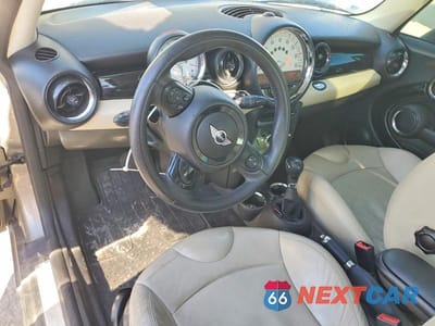 Zdjęcie 8 z 12 samochodu: 2012 MINI COOPER VIN:WMWSU3C56CT262093 - miniatura