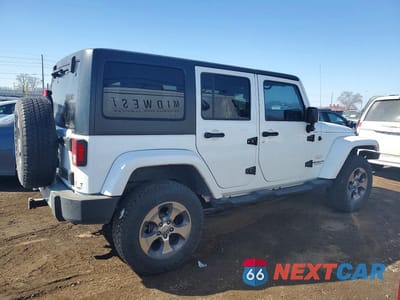 Trzecie zdjęcie samochodu z tyłu: 2015 JEEP WRANGLER UNLIMITED SAHARA VIN:1C4BJWEG9FL718118 - miniatura