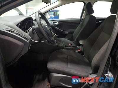 Zdjęcie 7 z 12 samochodu: 2017 FORD FOCUS SE VIN:1FADP3FE7HL275849 - miniatura