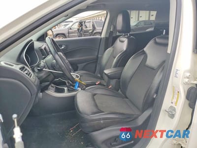 Zdjęcie 7 z 14 samochodu: 2018 JEEP COMPASS LATITUDE VIN:3C4NJCBB4JT420416 - miniatura
