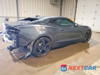 Trzecie zdjęcie samochodu z tyłu: 2016 CHEVROLET CAMARO LT VIN:1G1FD1RS9G0136302 - miniatura