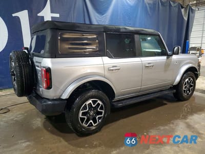 Trzecie zdjęcie samochodu z tyłu: 2024 FORD BRONCO OUTER BANKS VIN:1FMDE8BH5RLA58147 - miniatura