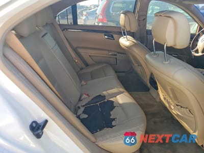 Zdjęcie 10 z 13 samochodu: 2013 MERCEDES-BENZ S 550 VIN:WDDNG7DB1DA533356 - miniatura