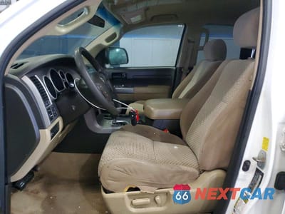 Zdjęcie 7 z 12 samochodu: 2010 TOYOTA TUNDRA GRADE VIN:5TFUY5F12AX133908 - miniatura